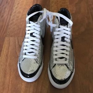 New Nike Womens Silver Glitter High Top Blazers